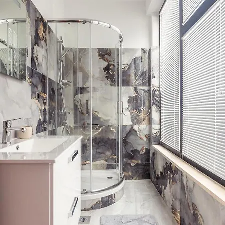 Appartement Baki 1 *