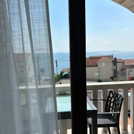 Baki 1 * Podstrana